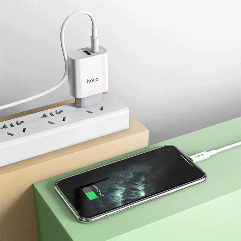 Hoco Fast Charger Set with Cable - 20W / Type-C / Lightning / White Hoco
