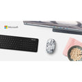 Microsoft Bluetooth Mouse - 2.4 GHz / Up to 5m / Arctic Camo - Mouse ColorWaves