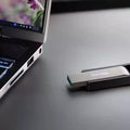SanDisk Extreme Go Flash Drive - 64GB / Up to 100 MB/s / USB 3.2 / Black Sandisk
