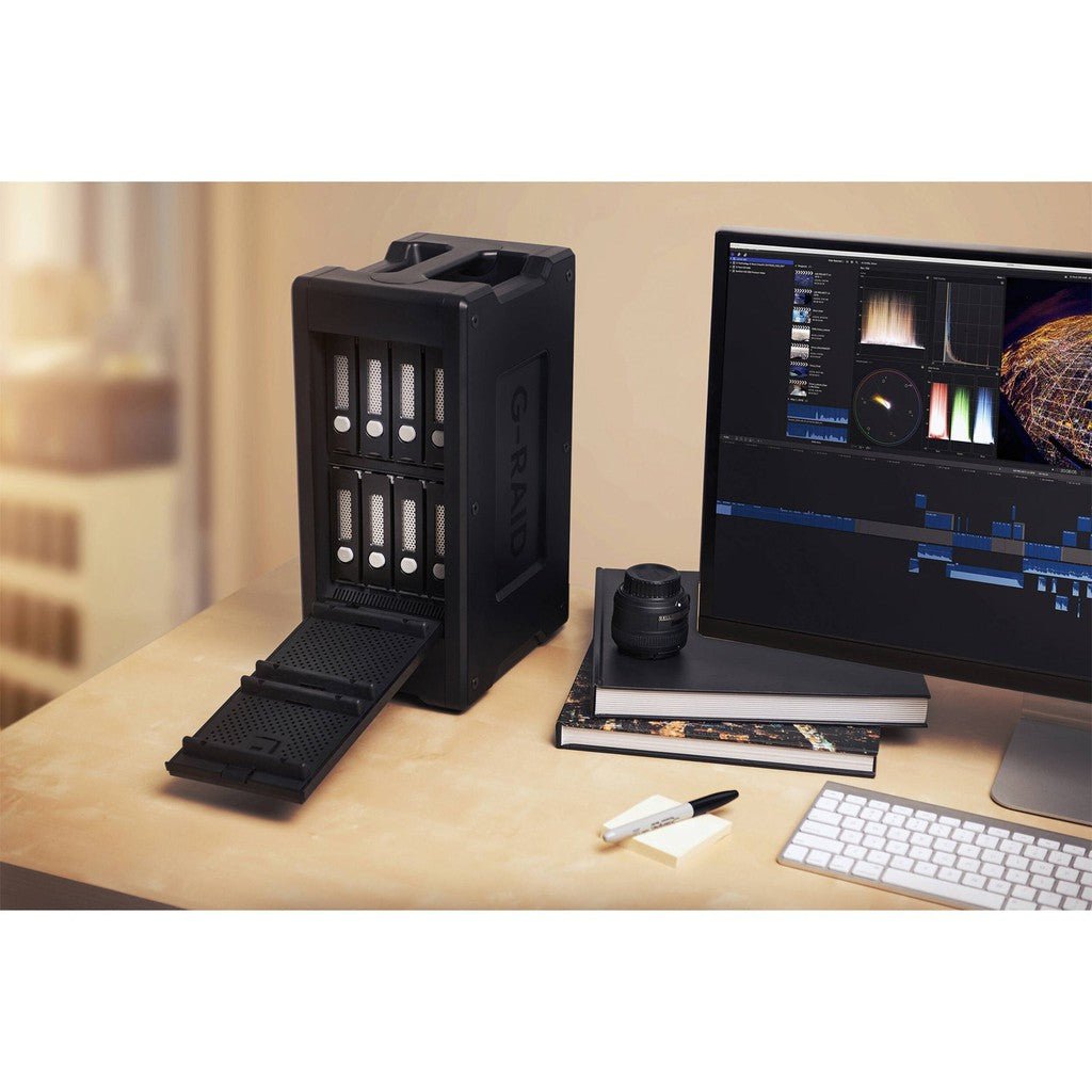 SanDisk Professional G-Raid Shuttle 8 144TB Up to 1900MB/s Read, 2000MB/s Write, Thunderbolt 3 (40Gbps), USB-C (10Gbps), UltraStar Hard Drive Sandisk