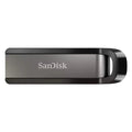 SanDisk Ultra Extreme Go Flash Drive – 128GB / USB 3.2 Gen 1 / Black and Silver Sandisk